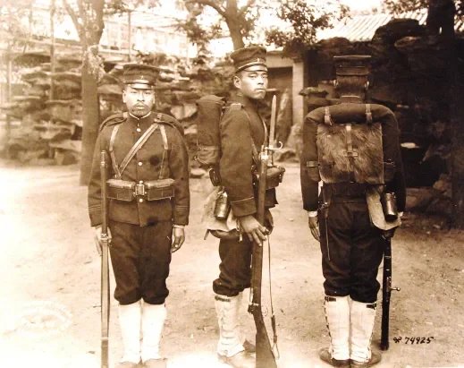 Japanische Infanterie - Captain F. O’Keefe, Peking 1900. - U.S. Library of Congress