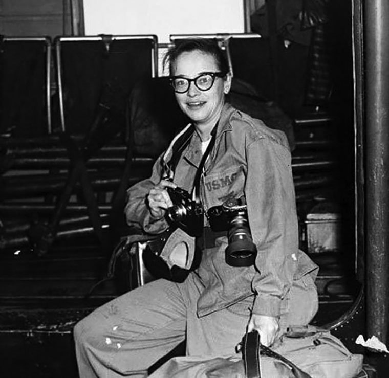 Dickey Chapelle, geboren 1919 in Milwaukee, gefallen 1965 bei Chu Lai in Vietnam. (Fotografie: Wisconsin Historical…