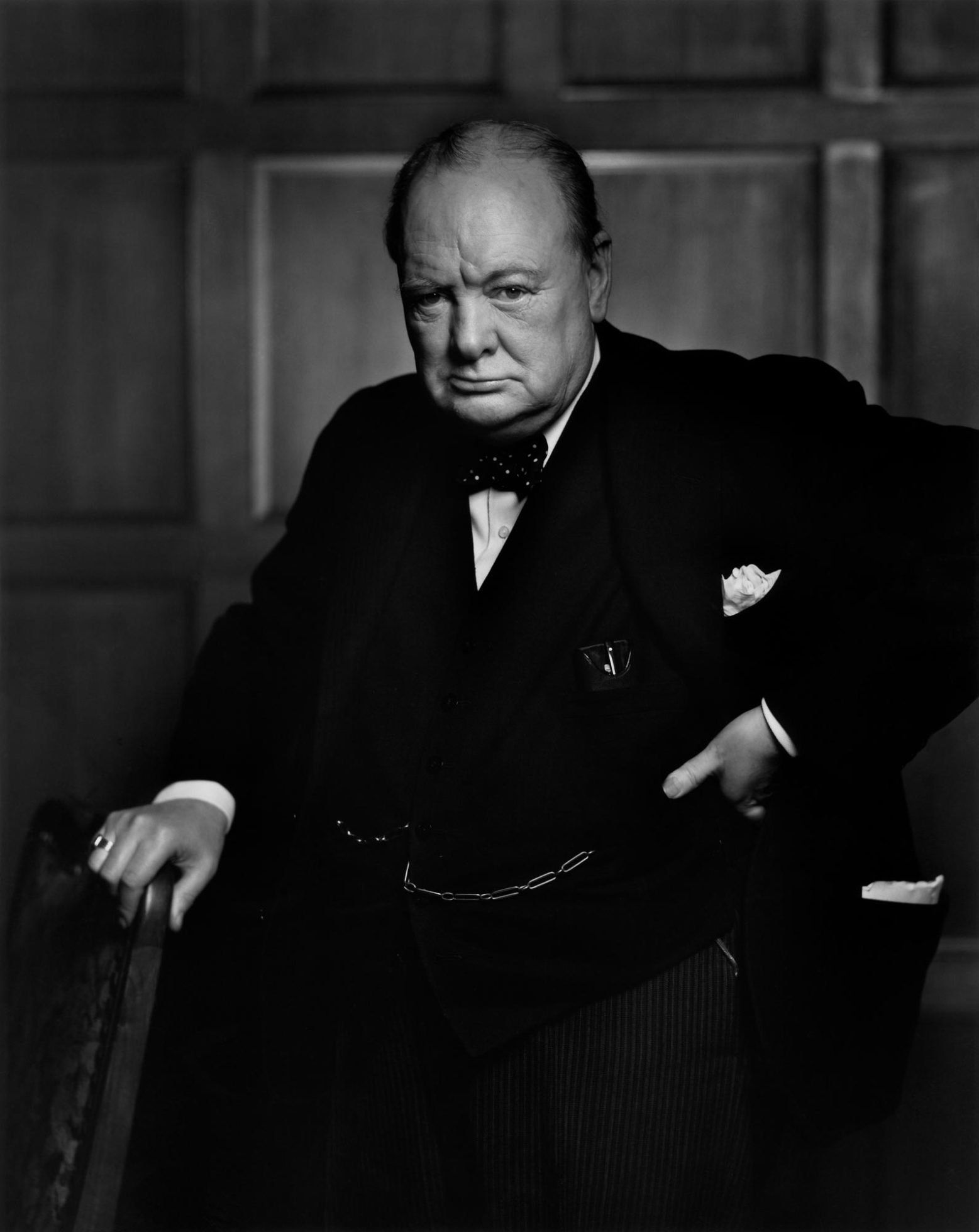Winston Churchill nach seiner Rede vor dem kanadischen Parlament (“Some Chicken, Some Neck”), fotografiert von Yousuf…